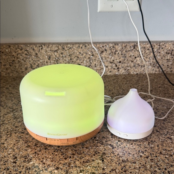 2 Color Changing Essential Oil Diffusers - Picture 6 of 13